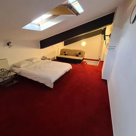 Karma Caffe&rooms Ξενοδοχείο με διαμερίσματα 4*