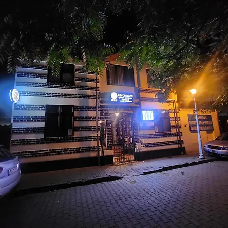 Karma Caffe&rooms Ξενοδοχείο με διαμερίσματα Βουκουρέστι