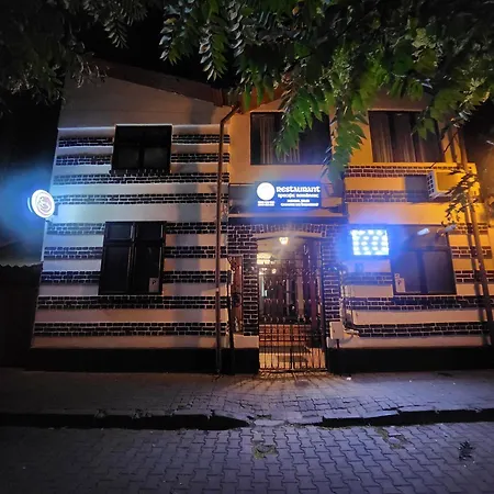 Ξενοδοχείο με διαμερίσματα Karma Caffe&rooms Βουκουρέστι