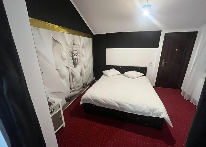 Karma Caffe&rooms Апарт-готель